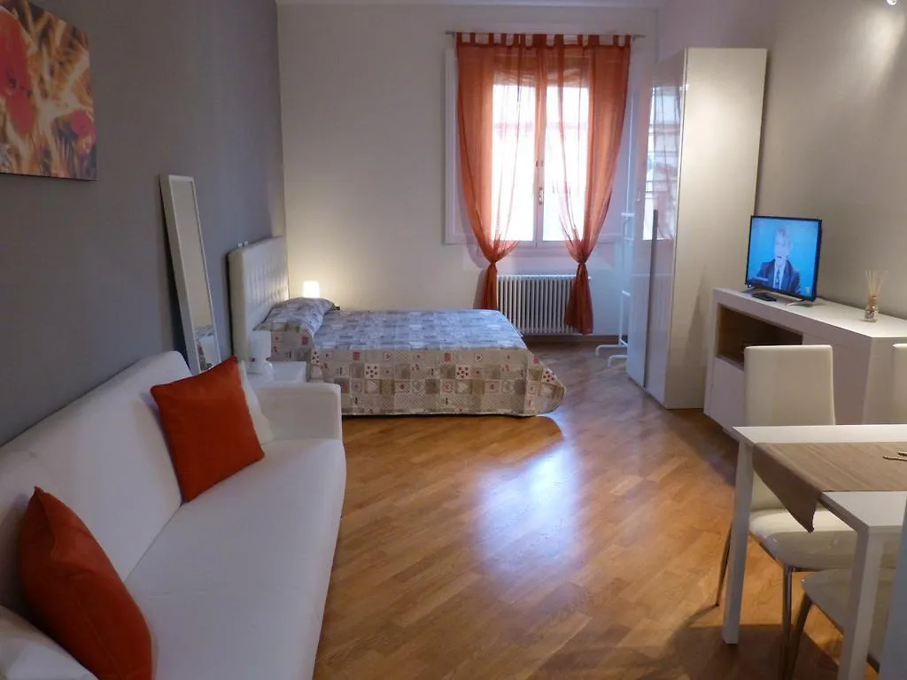 Residenza Piazza Santo Stefano Apartment Bologna 0*,