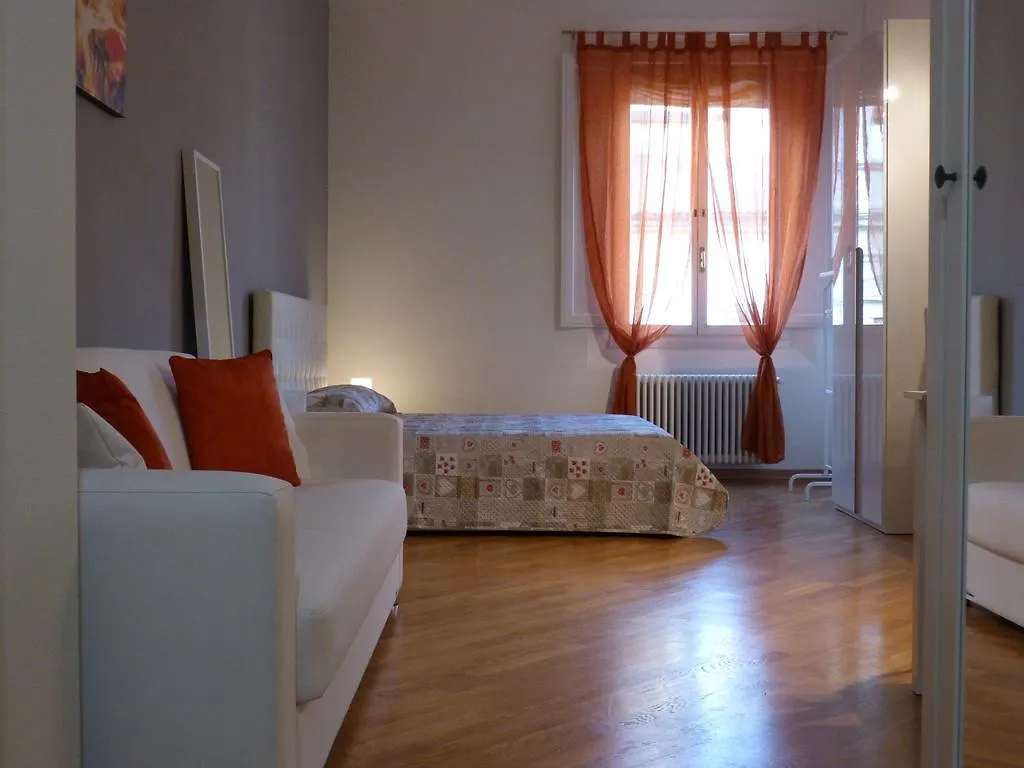 Residenza Piazza Santo Stefano Apartment Bologna 0*,